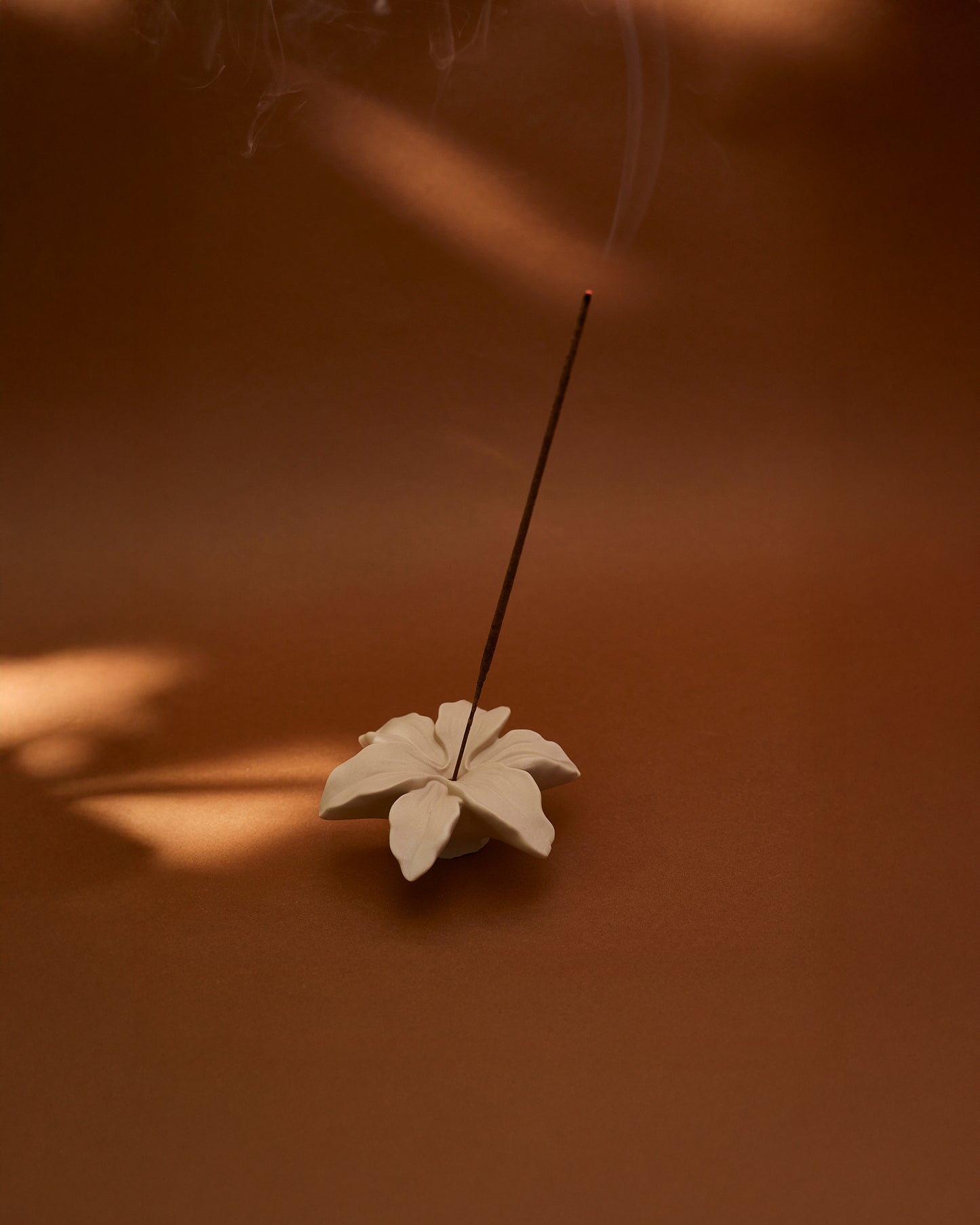 Lilly Incense Holder