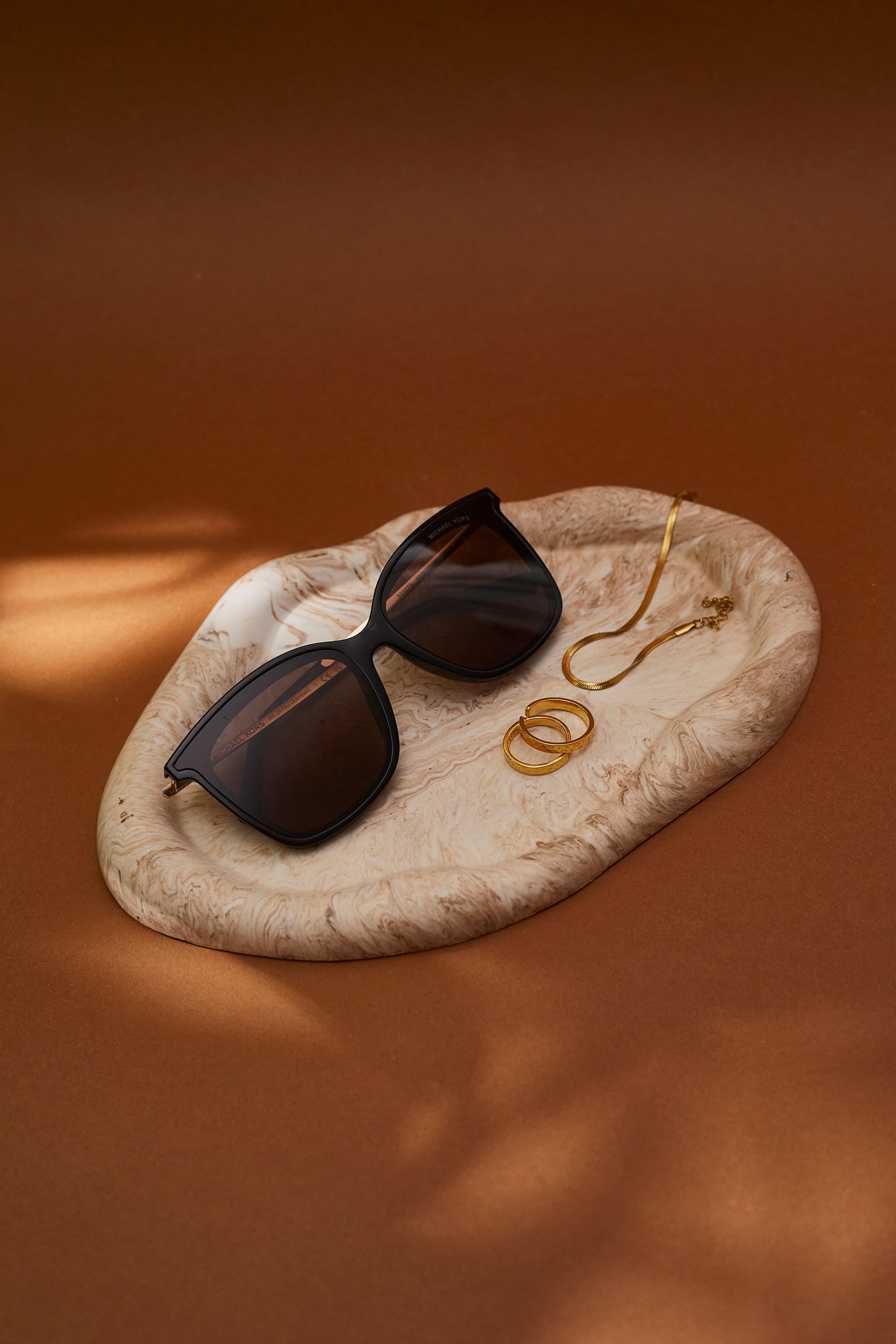 Irregular Cloud Tray_Oval