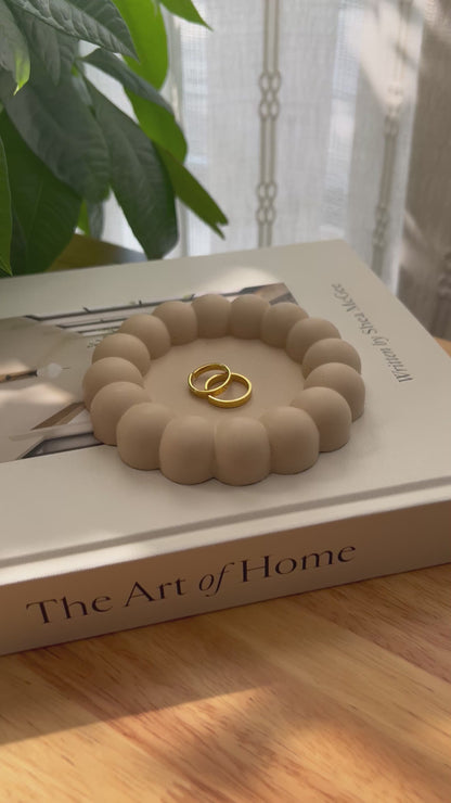 Round Bubble Coaster | Modern Jesmonite Jewelry tray