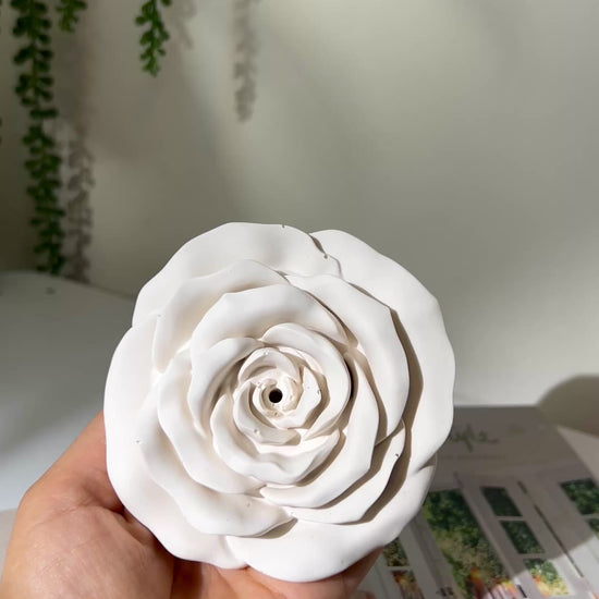 rose incense holder in hand video